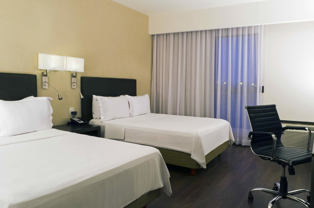 Fiesta Inn Guadalajara Expo Zapopan Exteriér fotografie